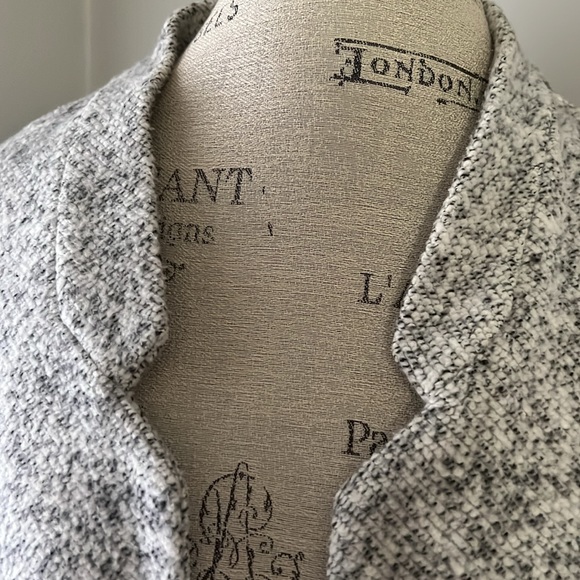 Black Tape Mid Length Jacket Black, White Soft Fuzzy Material Front Zip Pockets - Picture 2 of 9